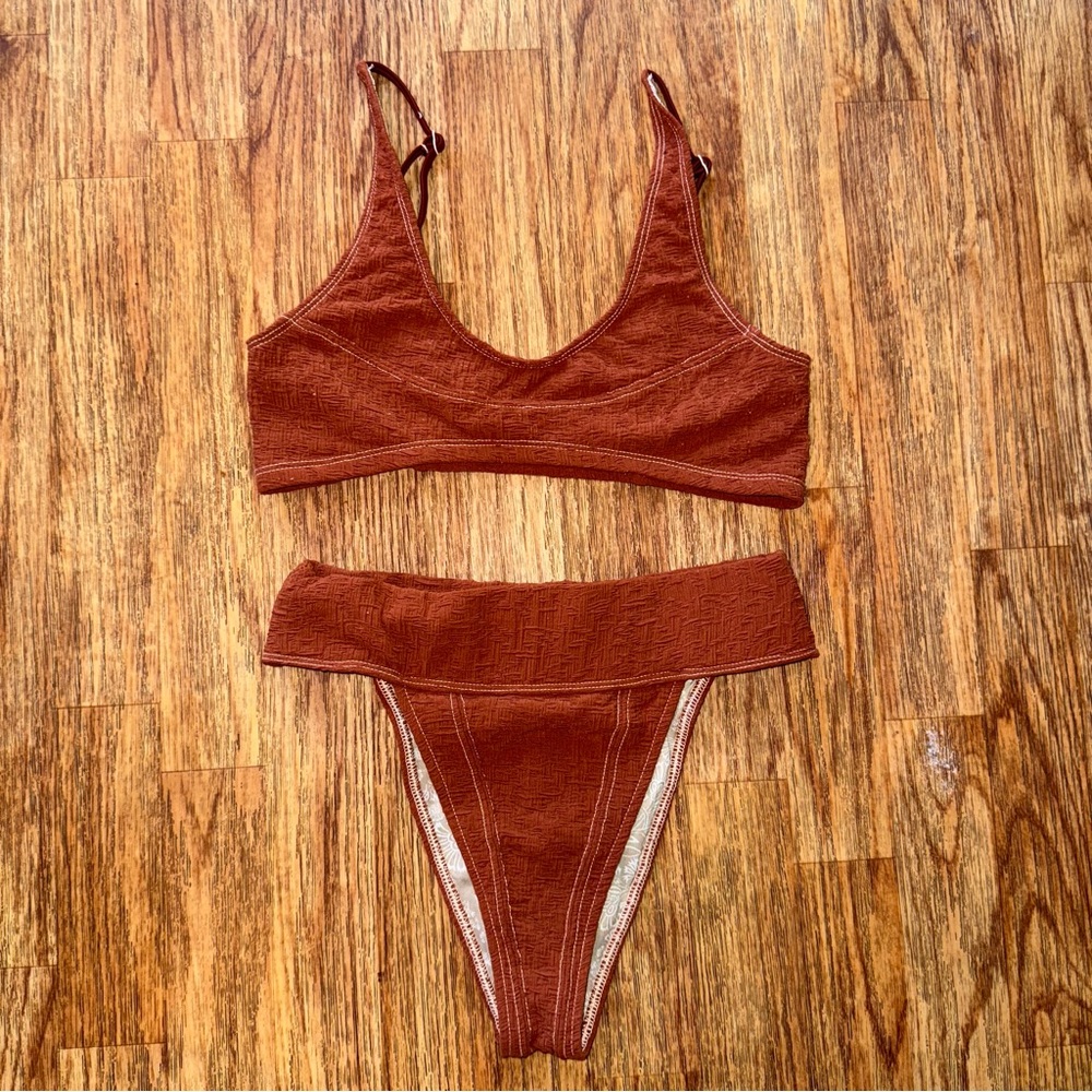 Women’s Ribbed Rust Bikini Set - Scoop Top & High-Cut Bottom